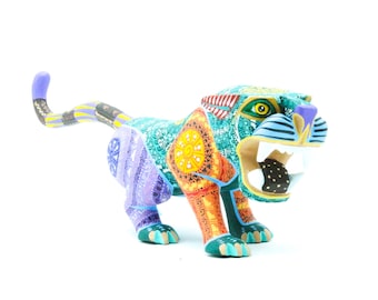 Alebrije-tiger, träsniderier, mexikansk folkkonst, djurskulptur i trä av Saulo Mandarin