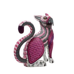 アレブリヘス マンダリン: Escultura De Gato Fusionado Con Águila, Artesanía Mexicana Hecha a Mano por Saulo Mandarin