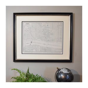 Carte de la ville de Detroit encadrée, carte vintage de Detroit, MI, des années 1940 - Carte authentique - décor mural vintage
