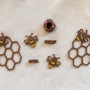 Bumblebee Bee 7pc Jumping spider decor