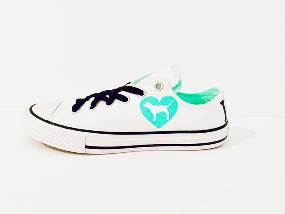 vs pink converse