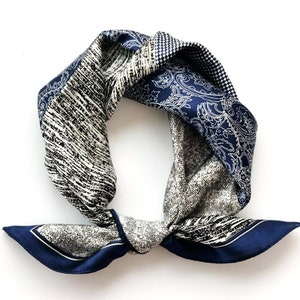 21in(53cm)-Small Square  Mulberry Silk Scarf-Perris pattern Navy