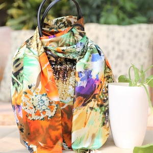Flower cluster--Chinese Mulberry Silk Hand Rolled Scarf