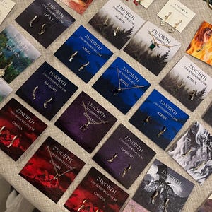 Officielle Buch Freund Gold Füllen Kristall ACOTAR Halskette | Jagd Kassian Rhysand Azriel Bücherwurm Ein Gericht der Dornen und Rosen Schmuck Set Geschenk