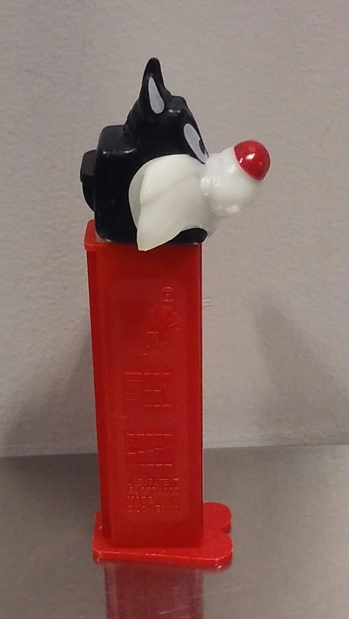 Vintage PEZ Candy Dispenser with feet 1980s Sylvester the | Etsy