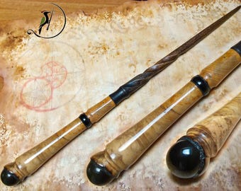 Magic wand made of boxwood and walnut, with black horn details