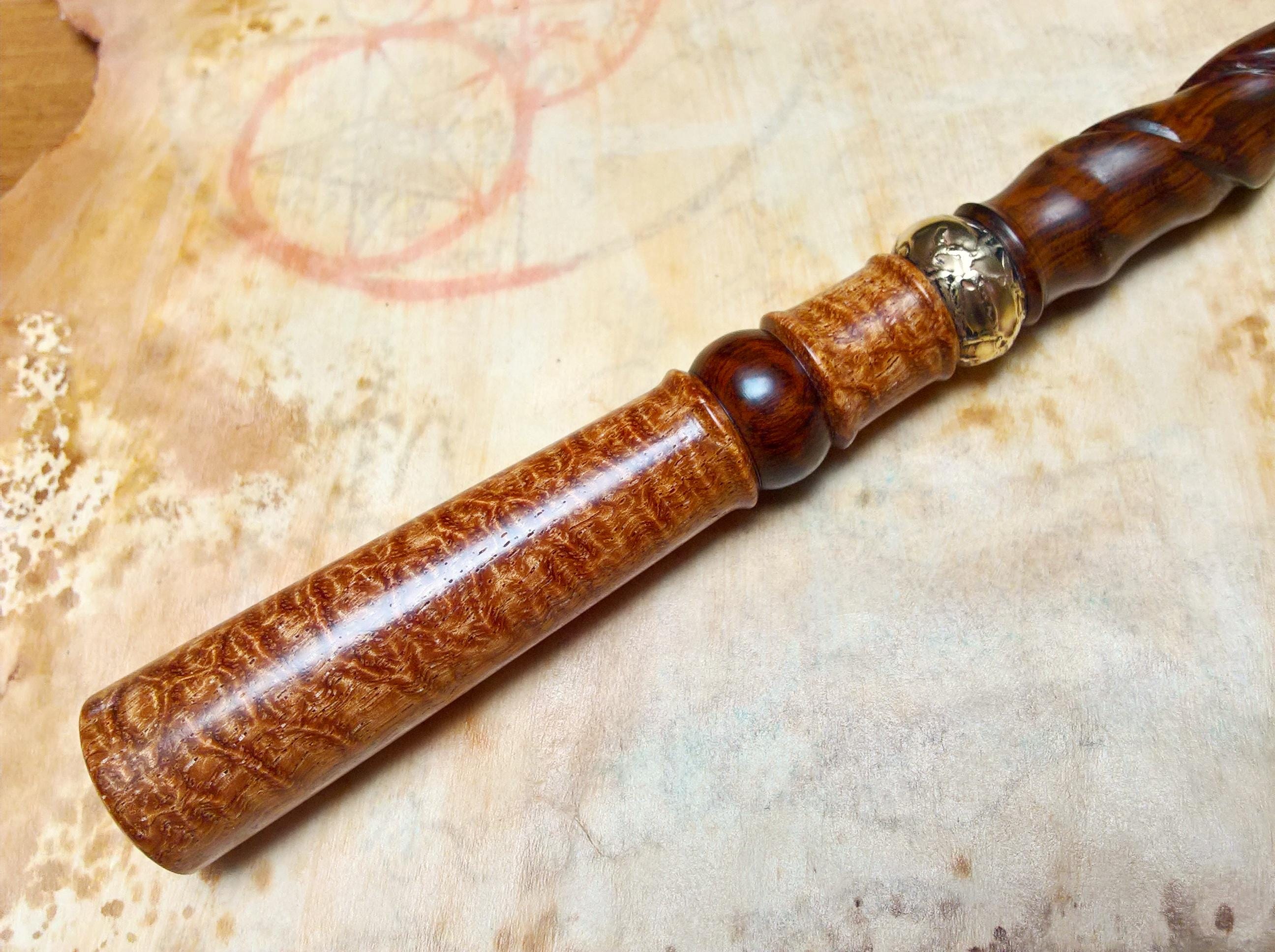 アメガ　ワンド　amega wand Magic Wand Made of Afzelia Xylay Wood and Snakewood, With Brass
