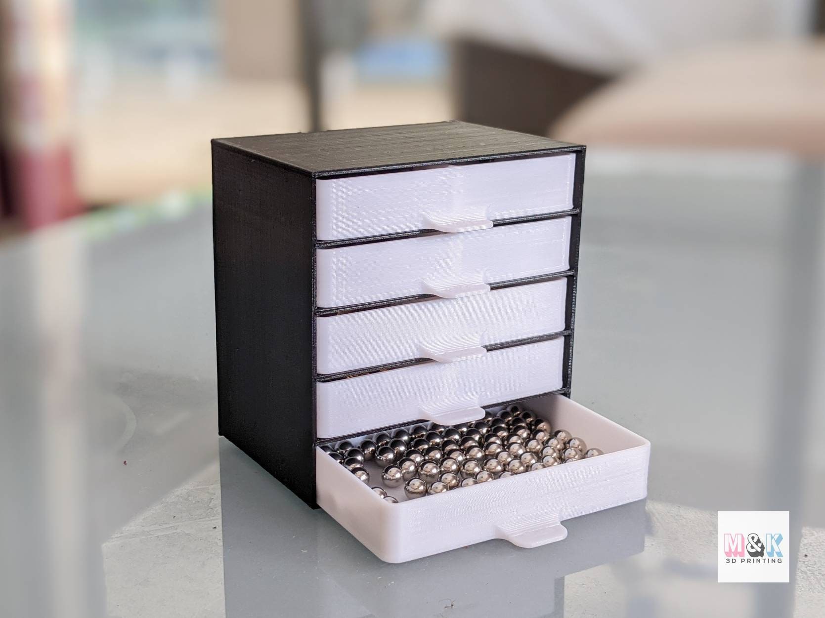Miniature Chest of Drawers | 3D Printed Assortment Box | Black
