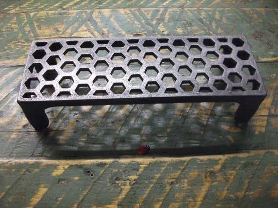 quality Cast Iron air Brick Vent HONEYCOMB powder coated black quality Cast Iron air Brick Vent HONEYCOMB powder coated black
