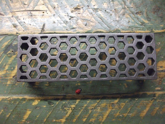 quality Cast Iron air Brick Vent HONEYCOMB powder coated black quality Cast Iron air Brick Vent HONEYCOMB powder coated black