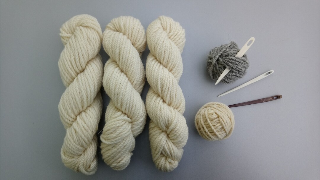 Nalbinding Yarn, Natural Zplied Aran Weight Semiworsted Wool Yarn From
