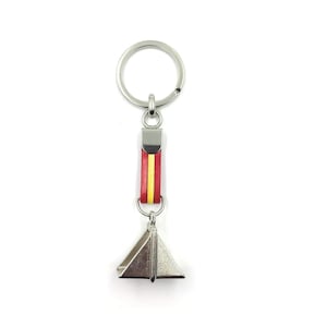 franartPiel - Spanish stirrup keychain with Flag (Spain and Andalusia) - Handmade
