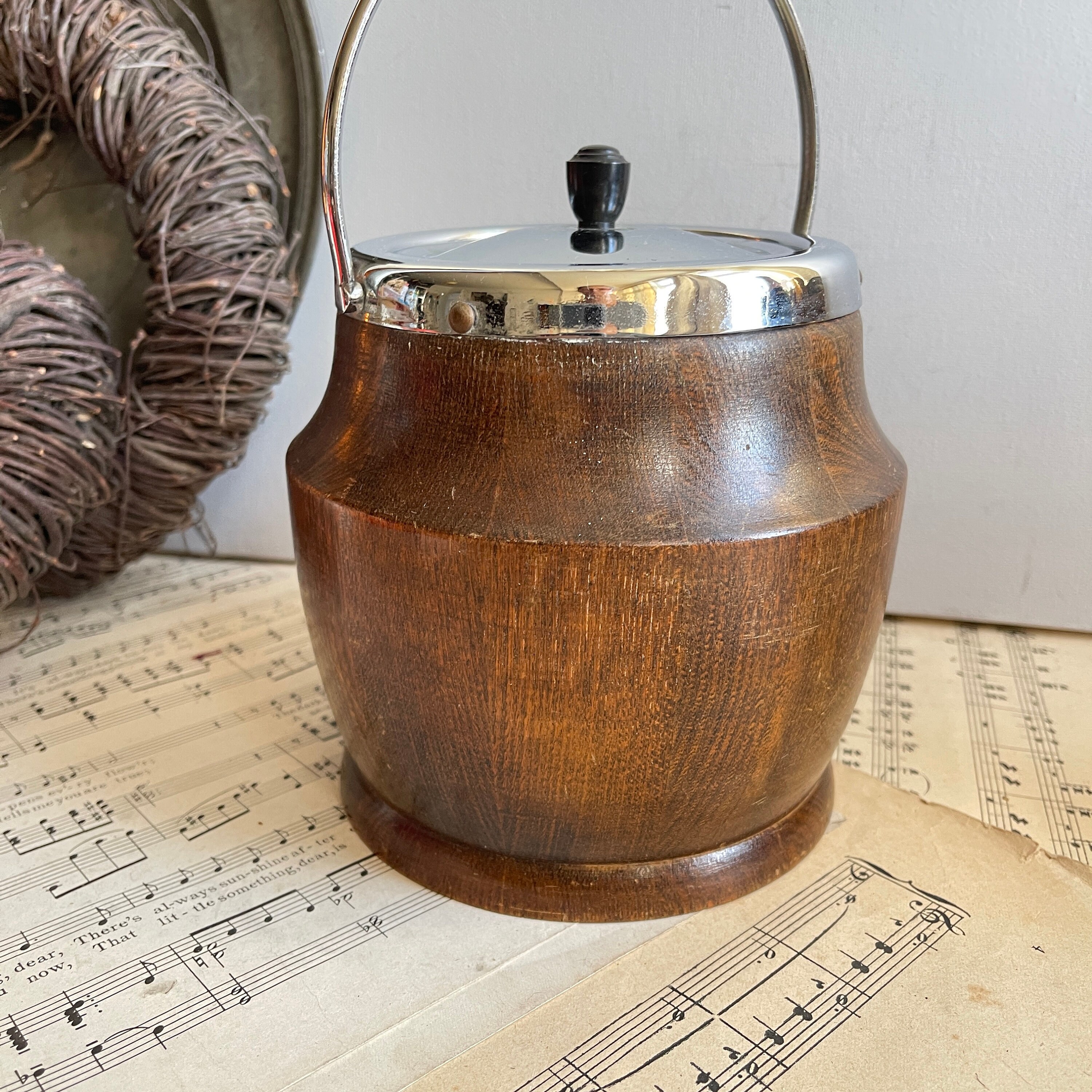 イギリスアンティーク水瓶ダウントン・アビーキッチン イギリスアンティーク水瓶ダウントン・アビーキッチン