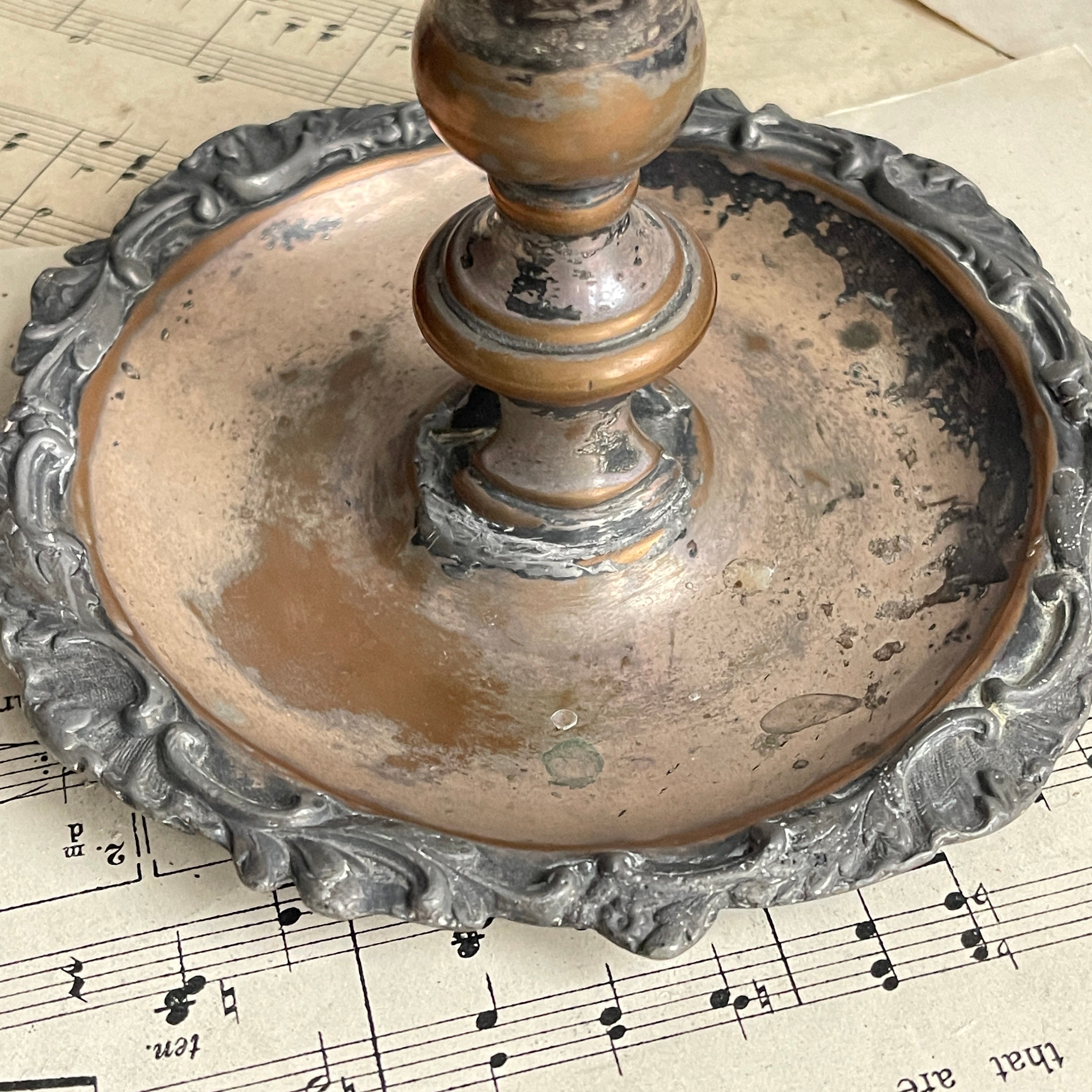 アンティーク雑貨 Antique Enamel Chamberstick Antique Enamel Chamberstick Enamel chamberstick holder