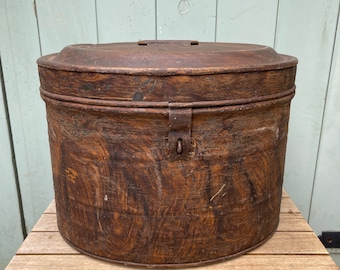 vintage hat box luggage