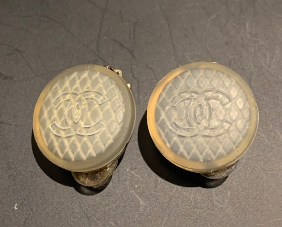 Chanel vintage earrings clips