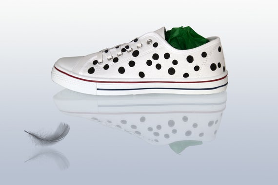 polka dot tennis shoes