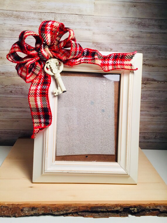 Off White Picture Frame With Plaid Bow Vintage Key Makes A Etsy
