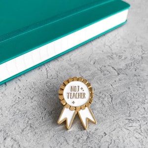 Best Teacher Award / Gift Soft Enamel Pin Badge- White and Gold