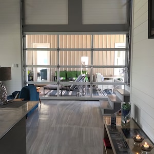 Contemporary Aluminum & Clear Tempered Glass Garage Door afbeelding 7