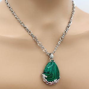 Malachite Triple Teardrop Necklace main image 1