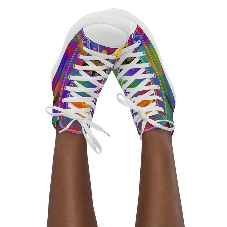 Women’s high top canvas shoes