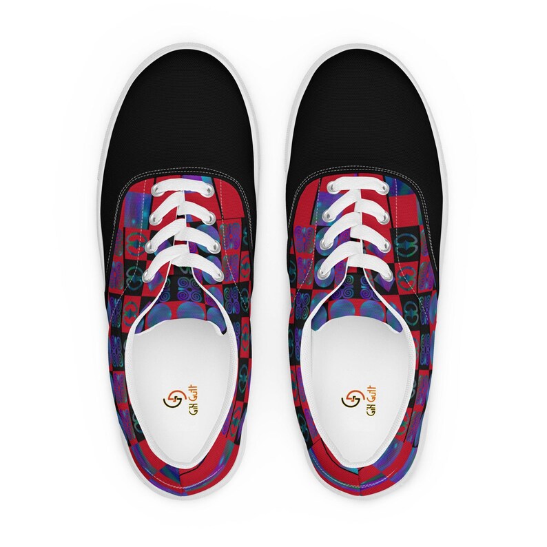 Men’s lace-up canvas shoes
