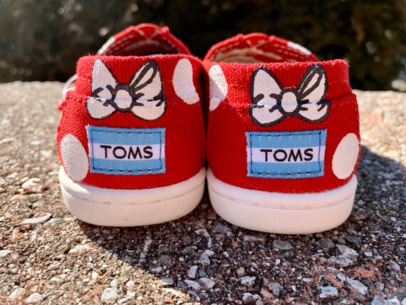Minnie toms deals