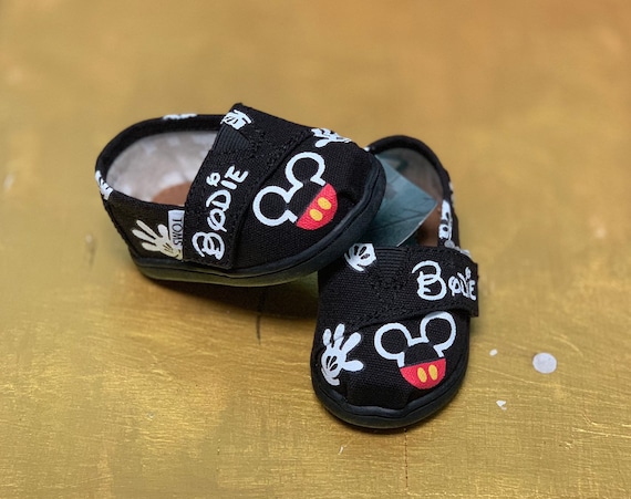 Mickey mouse toms Clearance