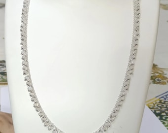 Gargantilla de plata de ley con piedra lunar arcoíris hecha a mano, piedra de nacimiento de junio.