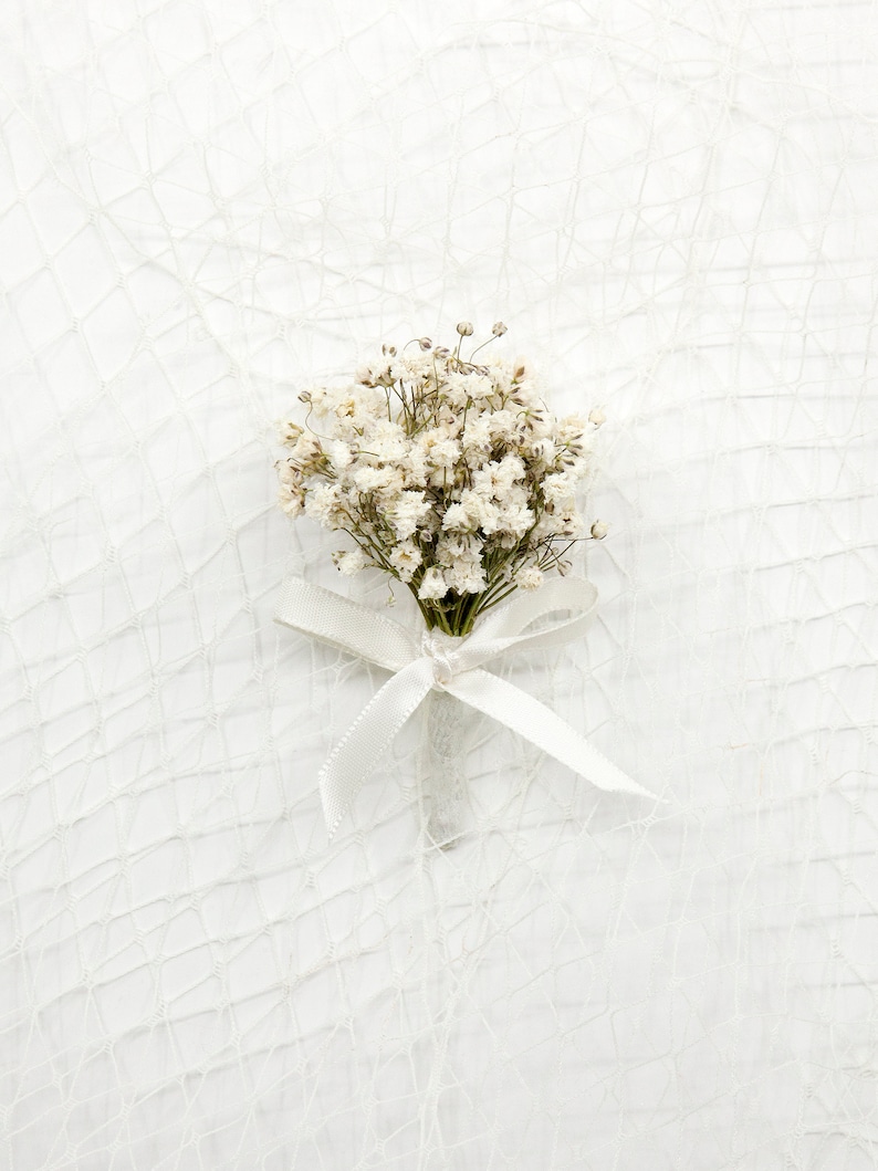 Dried Baby's Breath Boutonniere Pins included Medium Boutonniere