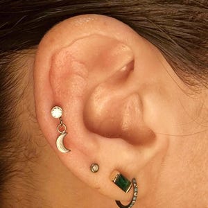 16G Titanium Internal Thread Bar Zirconia Crystal moon dangle Labret Tragus Helix  cartilage earring Body Jewellery