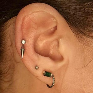 16G Titanium Internal Thread Bar Zirconia Crystal spike dangle Labret Tragus Helix  cartilage earring Body Jewellery