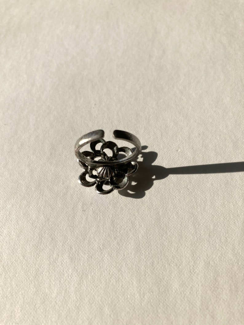 Mid Century Modern Enamel Cluster Ring. Crescent Moons Vintage Silver Ring. Enamel Flower Bombe Ring. image 10
