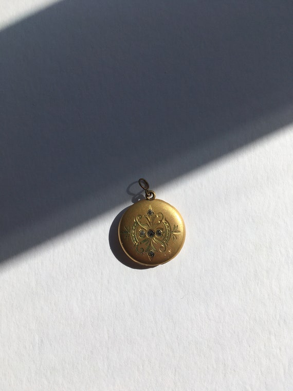 Victorian Celestial Locket. Antique Gold Photo Loc