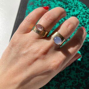 Gold Cigar Band Ring. Blue Chalcedony Ring. Oval Chalcedony Ring. Architectural Mid-Century Gold Ring. Modernist Ring. Cigar Band Ring. image 4