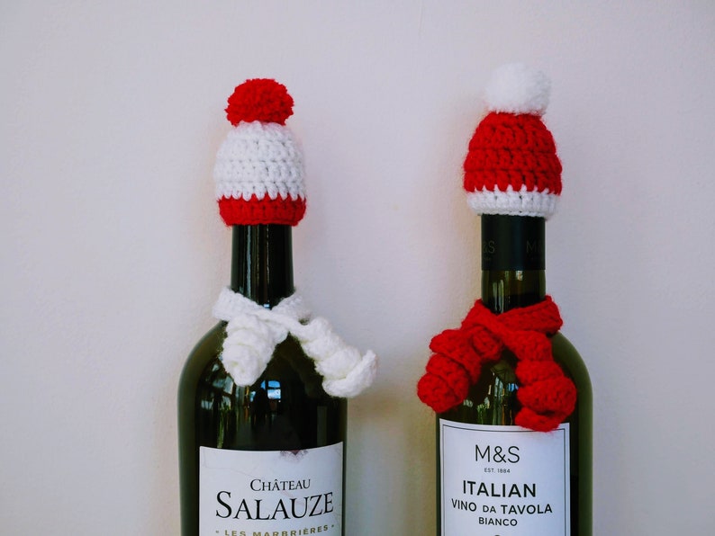 bottle topper knit An easy pattern for crocheted miniature Xmas hat with pompom and spiral scarf for wine bottle tutorial for beginners