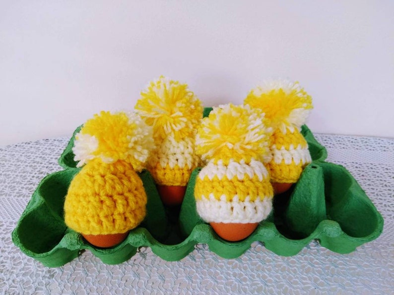 bottle topper knit An easy pattern for crocheted miniature Xmas hat with pompom and spiral scarf for wine bottle tutorial for beginners
