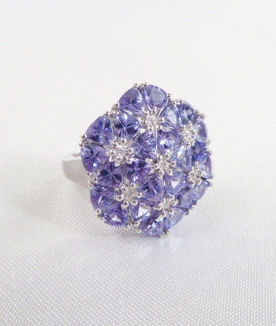 ON SALE! Vintage 6 carats Natural Tanzanite and W… - image 3