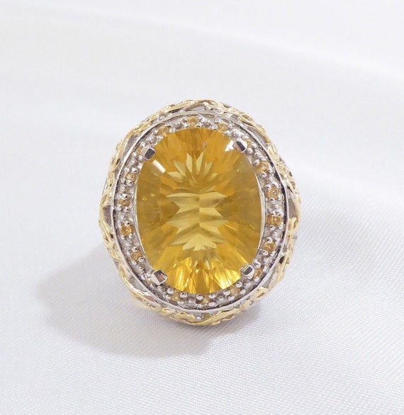 Estate Concave Cut 20 Carat Natural Canary Yellow 