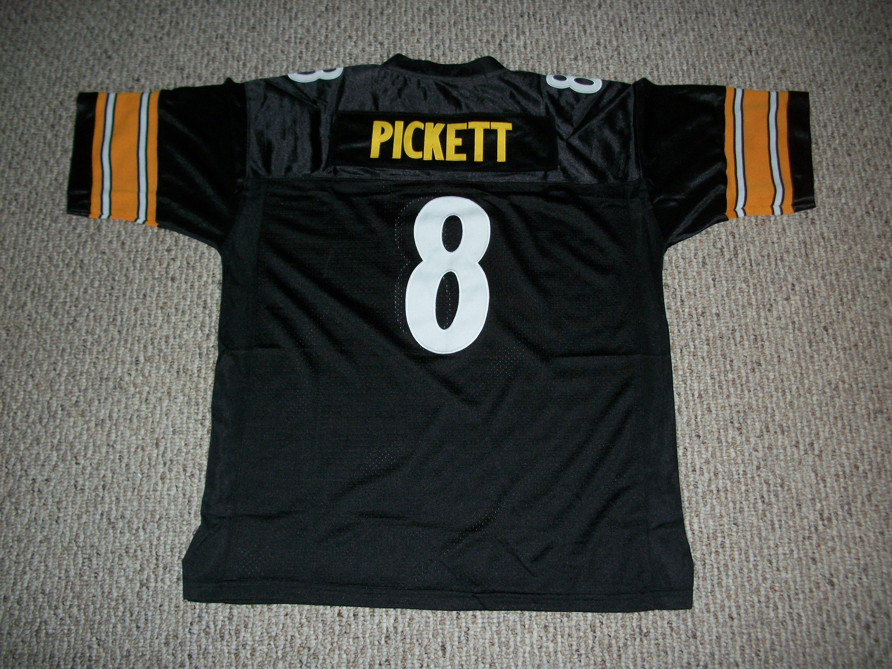 KENNY PICKETT Pittsburgh Steelers Unsigned Custom Black Sewn 