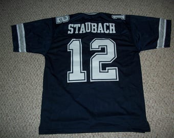 ROGER STAUBACH Unsigned Custom Dallas Blue Neue Fußball Trikot Größe S, M,L,XL,2XL,3XL