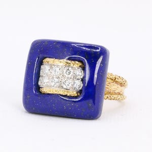Van Cleef & Arpels gold and lapis lazuli diamond ring