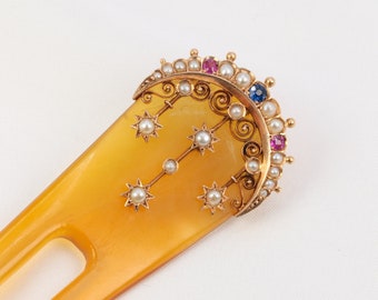 Antique comb in gold, horn, fine pearls, sapphires and rubies