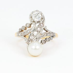 Belle-Epoque you and me ring in white gold, diamonds and pearl