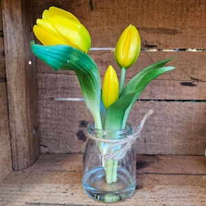 Ultra Realistic Real Touch Tulip in Vase with fake water, Spring Decor,  Artificial Flowers,