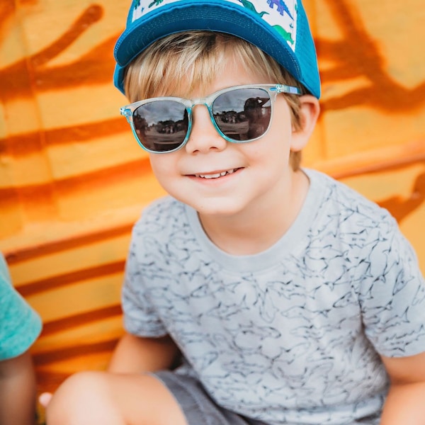 Colorful child sunglasses, polarized sunglasses for kids, UV protection sunglasses for children