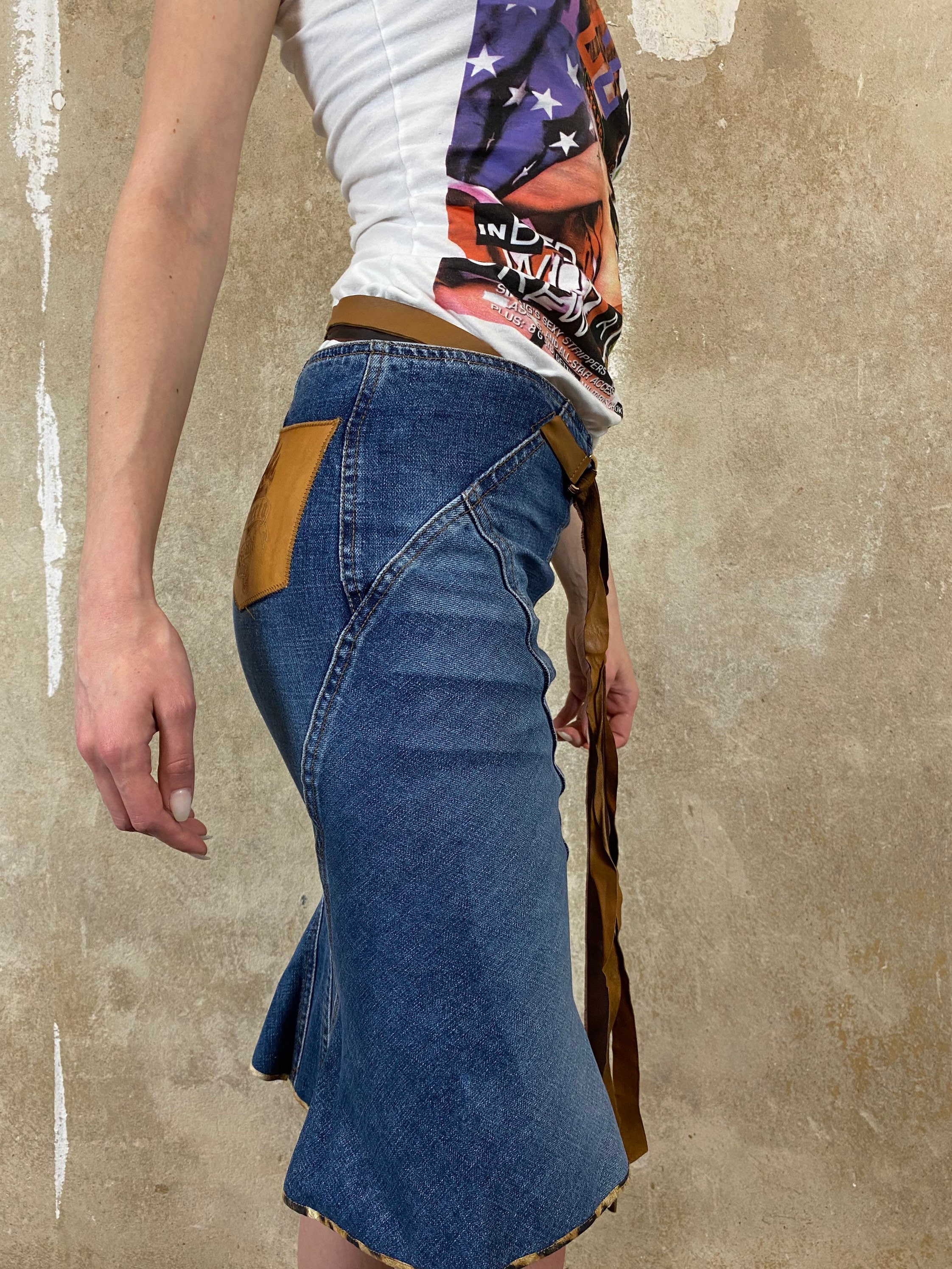 ROBERTO CAVALLI Low Waist Denim Leather Skirt Y2K - Etsy Ireland ROBERTO CAVALLI Low Waist Denim Leather Skirt Y2K - Etsy Ireland