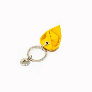 Tortellino Leather keychain With initial image 4