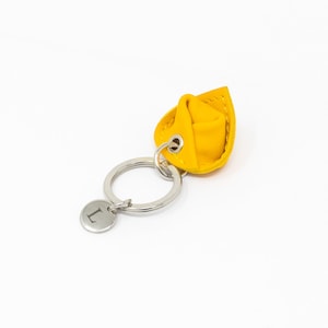 Tortellino Leather keychain With initial image 5